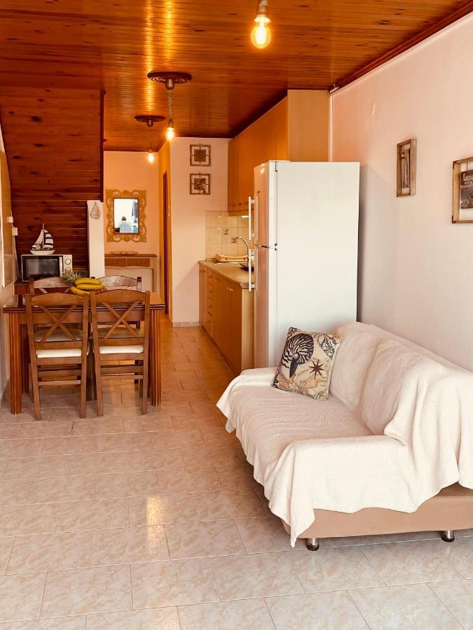 Апартаменты Erginas Boat House Plaka  Экстерьер фото